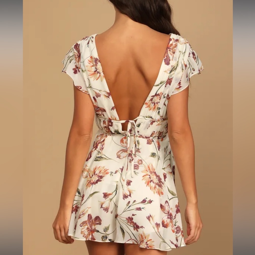 Lulus Flirty Ways Cream Floral Print Flutter Sleeve Romper - Picture 3 of 6
